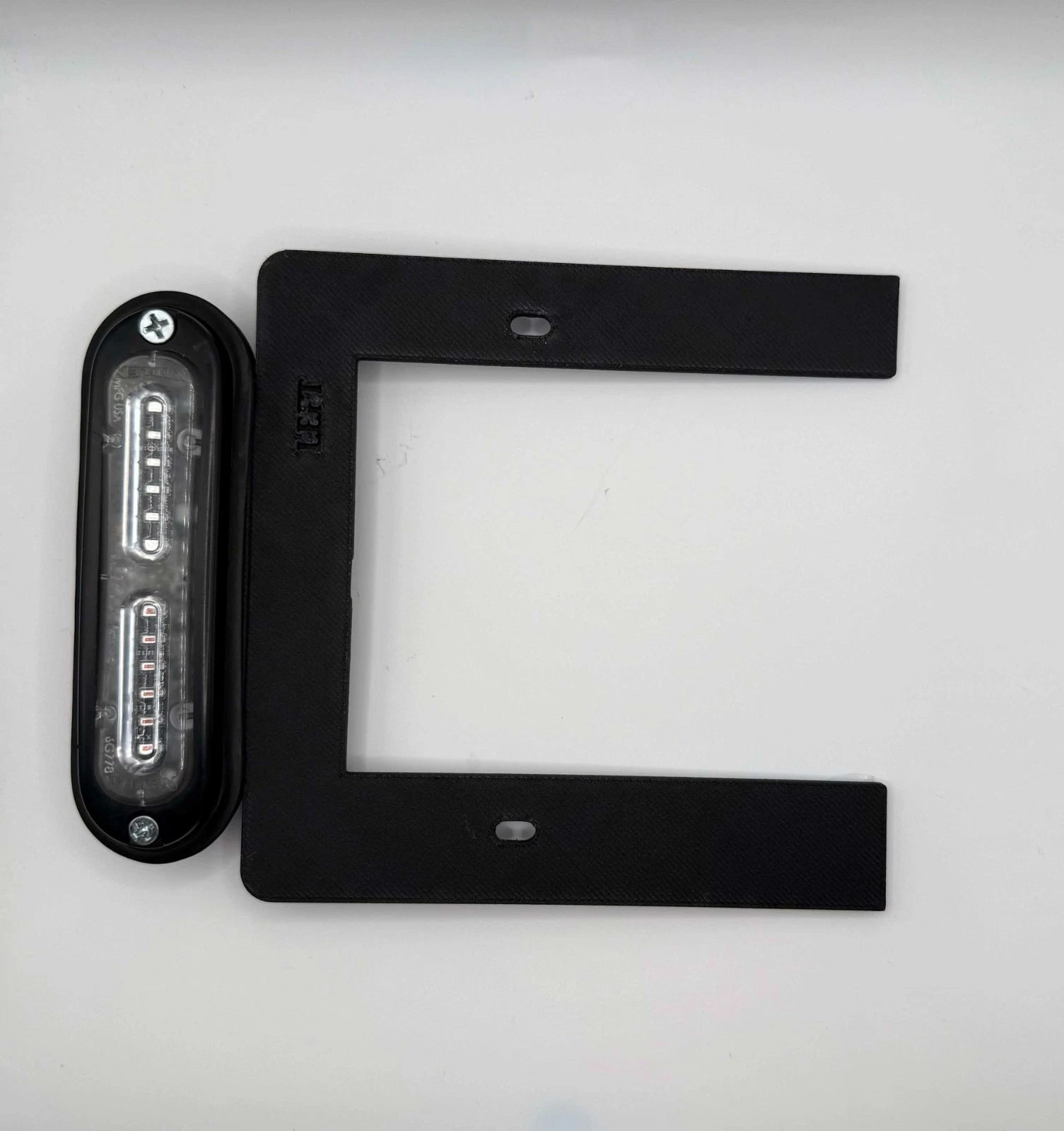 Whelen T-ion Vertical License Plate Bracket