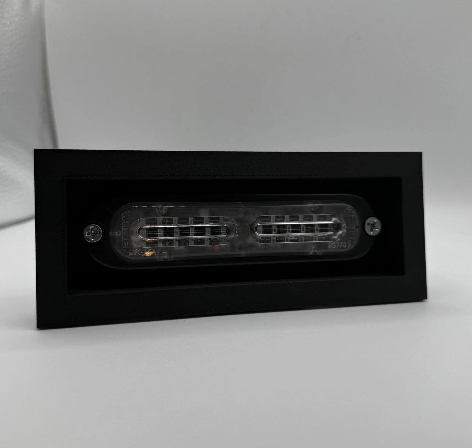 Whelen T-Ion Flat Window Bucket